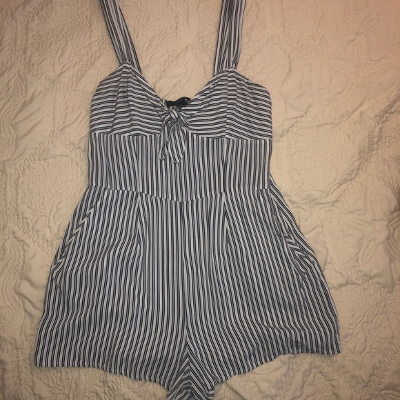 Stripped romper - Picture 2 of 5